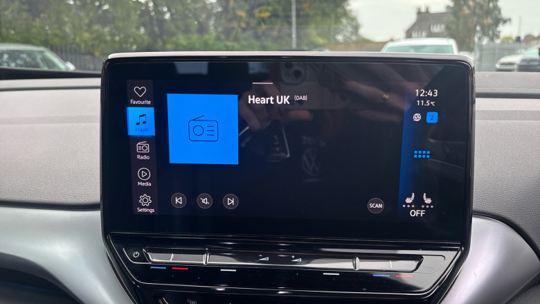 Volkswagen ID.4 109kW Life Pure 52kWh 5dr Auto Electric Estate